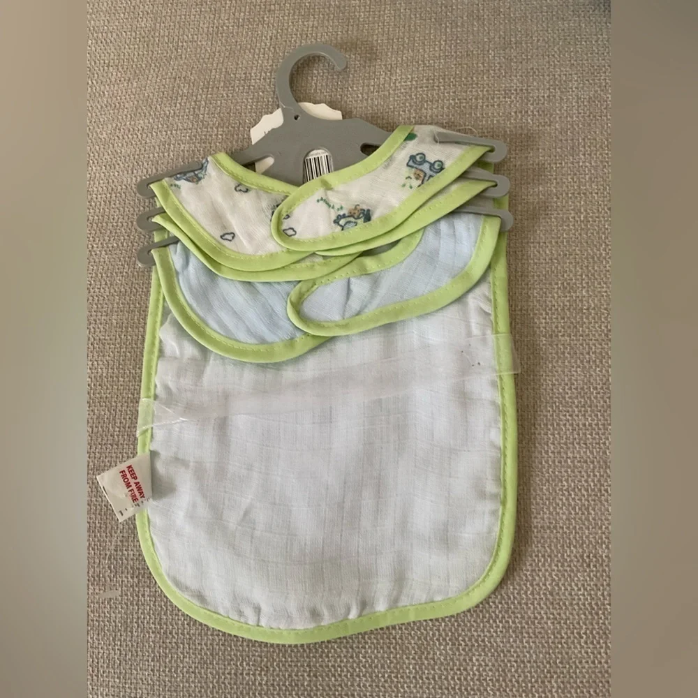 Kyle & Deena Bibs 3 PK